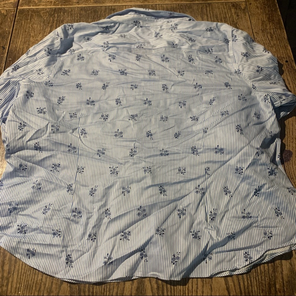 Chaps button down shirt women’s - Picture 2 of 10